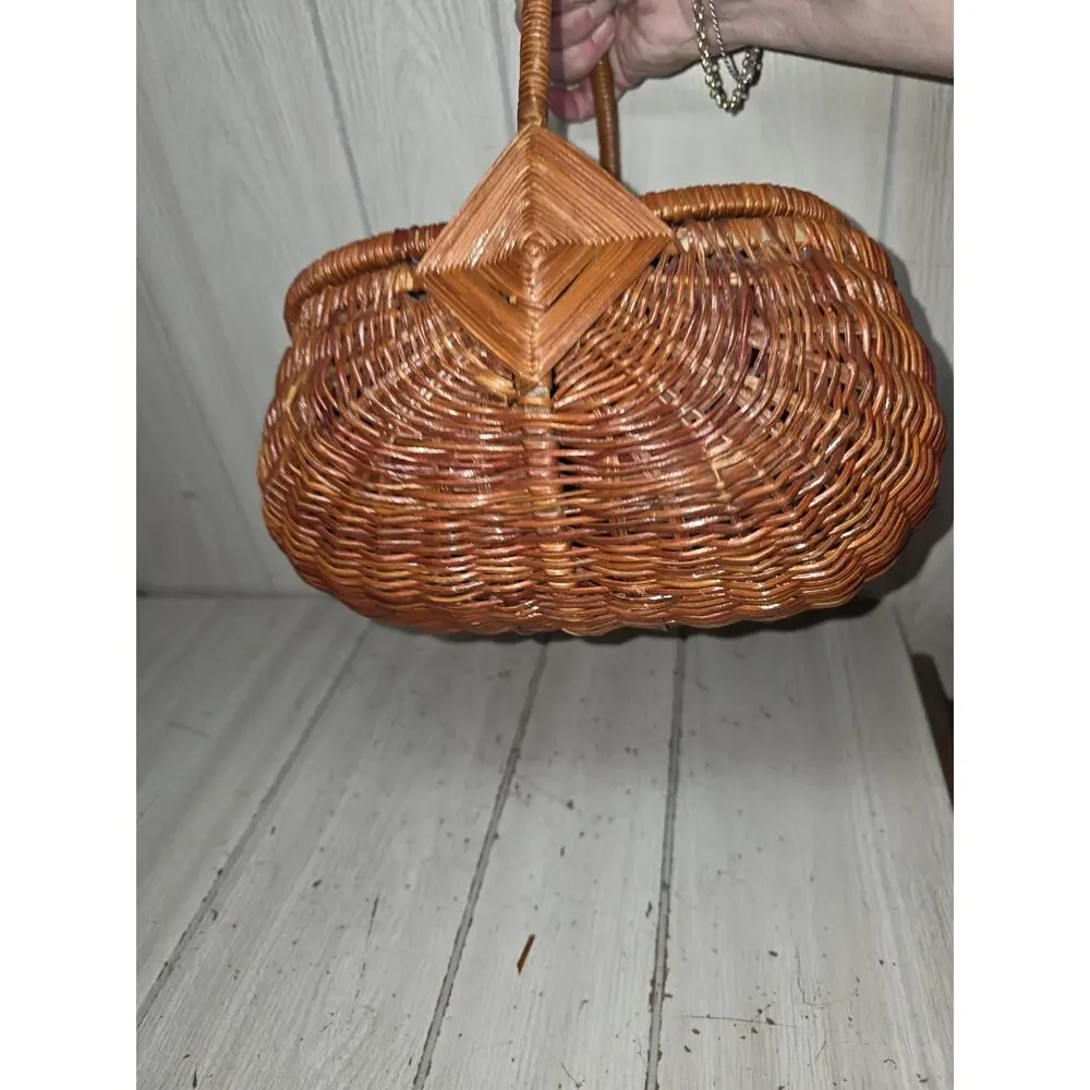 VTG Primitive New England Splint Wood Lidded Buttocks Basket Two Compartment